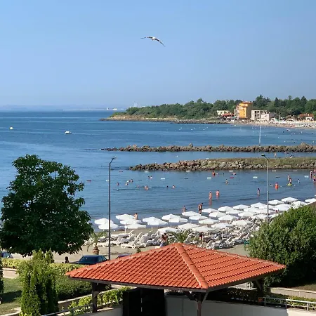 Üdülőközpont Helios 3*