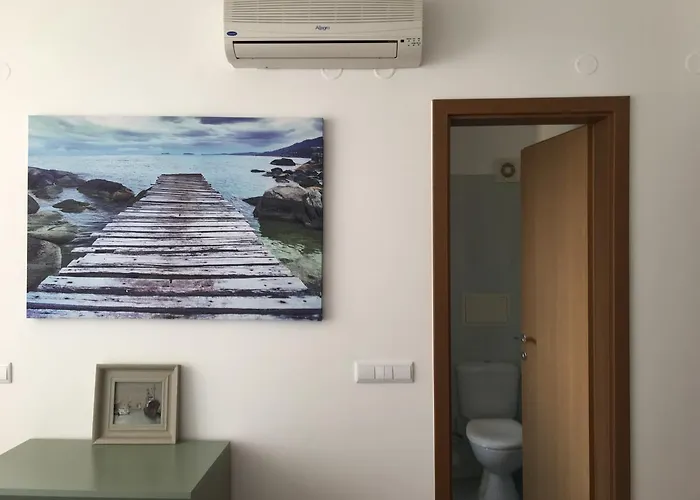 منتجع Helios بوموري